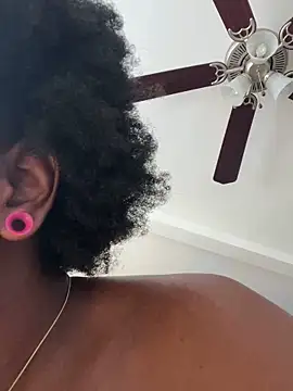 Chat XXX ao vivo de mochamimi