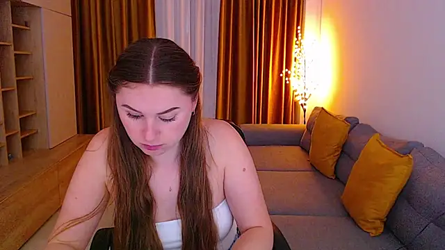 _Mia_Adams Chat XXX in diretta