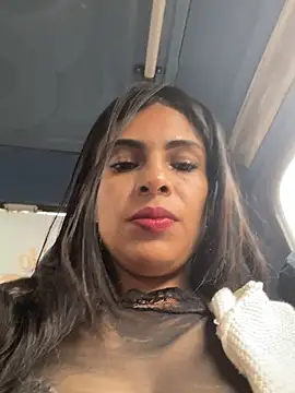 Astrid-- 在線直播表演