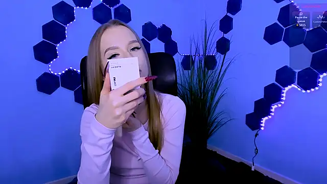 doll_vey Adlı Modelin Canlı XXX Sohbeti