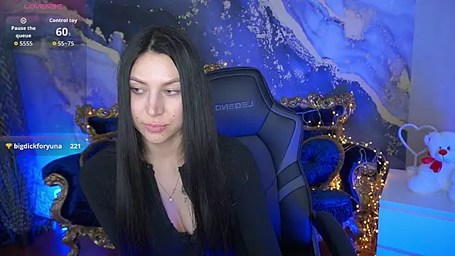 EliseVelour Chat XXX live