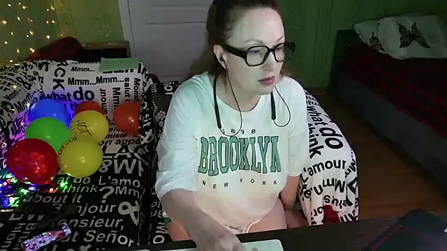 MarleneDietrich Chat XXX live