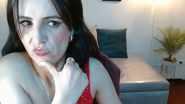 Juliana__lxのライブXXXチャット