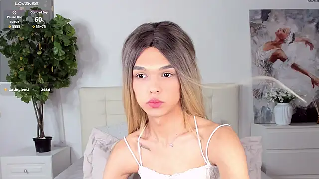 MadonnaRossi Adlı Modelin Web Kamerası Şovu