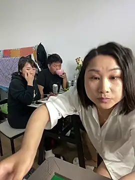 xiaoyi-10 网络视讯表演