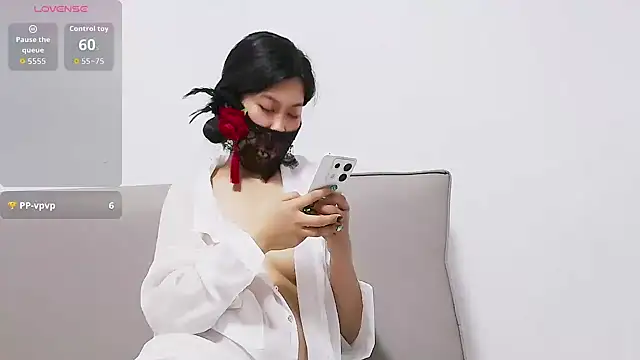 Lumi-ee's Live XXX Chat