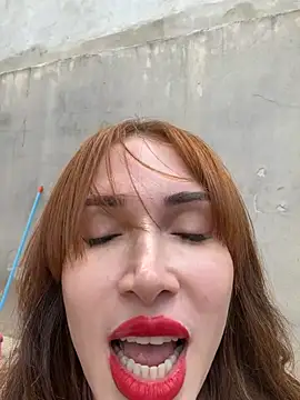 Show de Irresistible24 na webcam