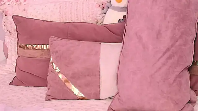 عرض كام KylieMonnett