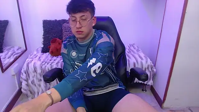 Вебкам-шоу Evan_Connell