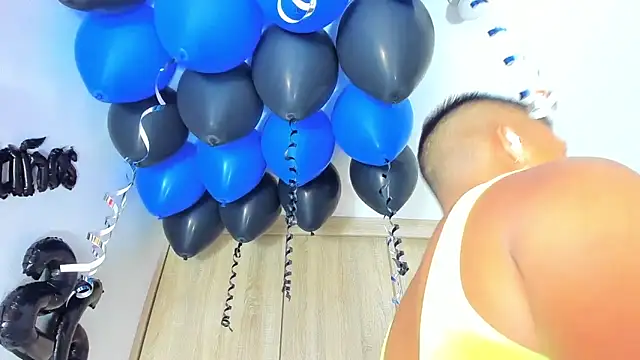 Austin_Bitch: вебкам-шоу