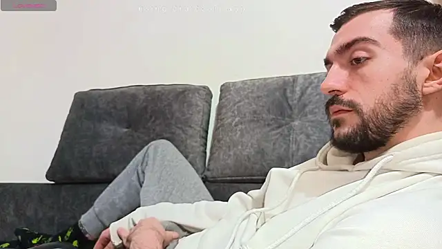 Dylan_Best Adlı Modelin Canlı XXX Sohbeti