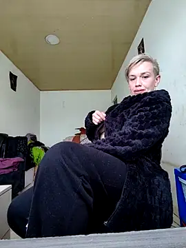 MARILYNMADELENAKOVANOVA's Live XXX Chat