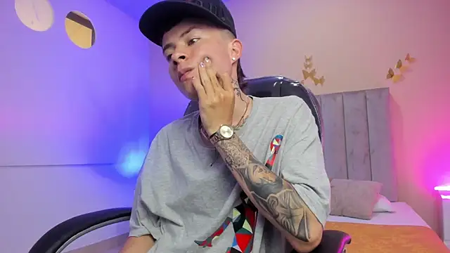 Nascary_FoxのライブXXXチャット