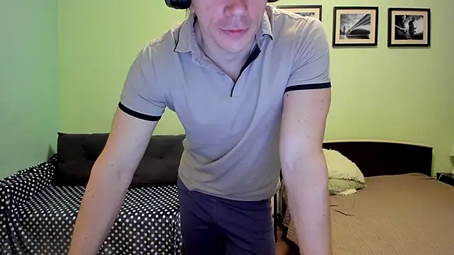 AlansonofDaddy 现场XXX聊天