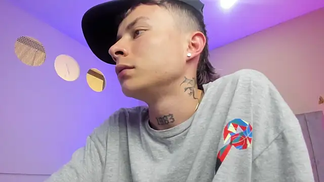 Nascary_Fox Show Webcam