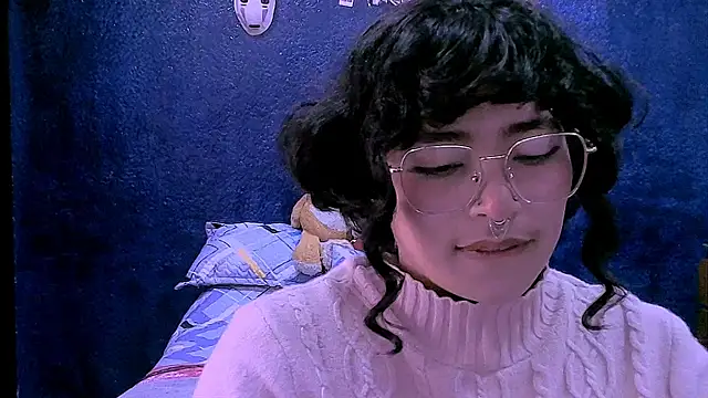 NinaYellown Live XXX chat