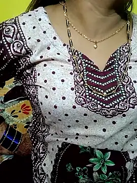 XXX chat uživo modela Princessroooh