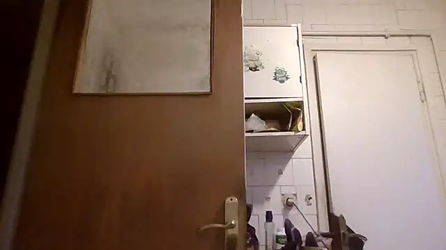 Chatroom XXX en direct de mariusica1@xh