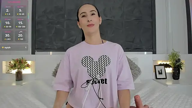 Chat +18 de SaraGomez1 ao vivo