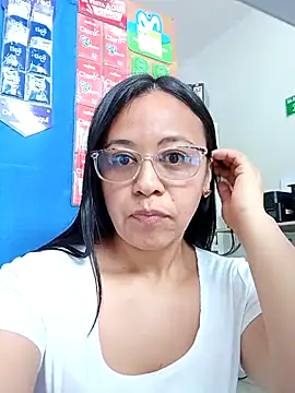 Chat +18 de Violeta-Stationery_7 ao vivo