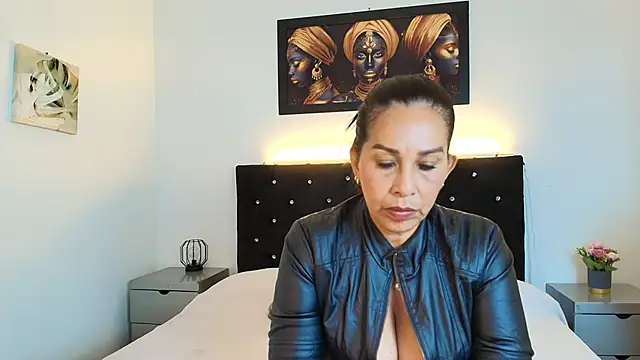 Chat +18 de Shanon_mature ao vivo