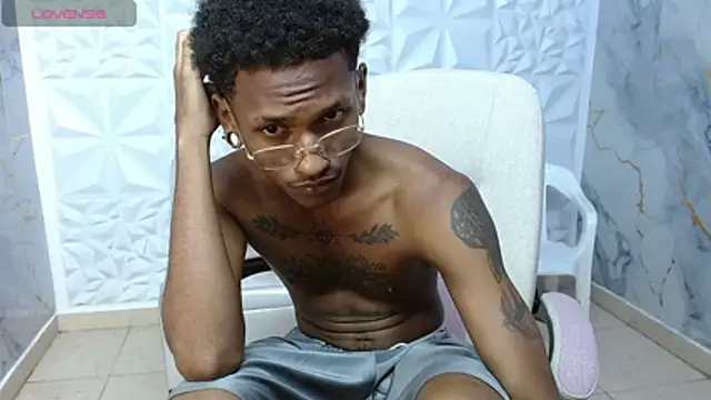 ManSant 라이브 XXX 채팅