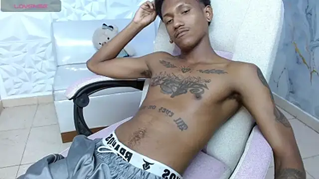 ManSant: вебкам-шоу