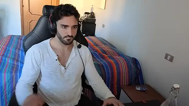 Al3xox02 Show Webcam