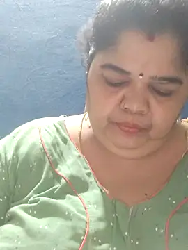 tamilthanushri Live XXX-chat