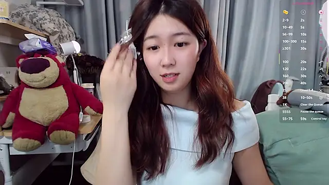 XueLi1902 Chat XXX in diretta