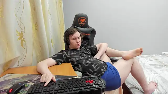 Онлайн чат XXX iliaskrislove