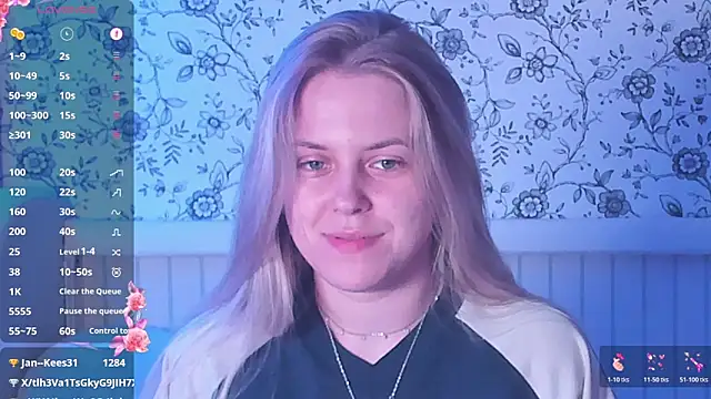 AngelAnty's Webcam Show