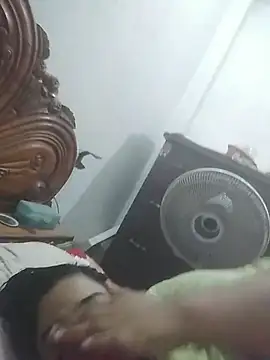 momo_lovesのライブXXXチャット