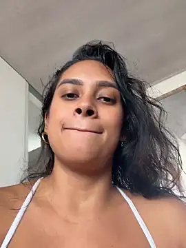 Chat +18 de LunaHeat ao vivo