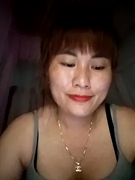 Lucxy-ki6's Webcam Show