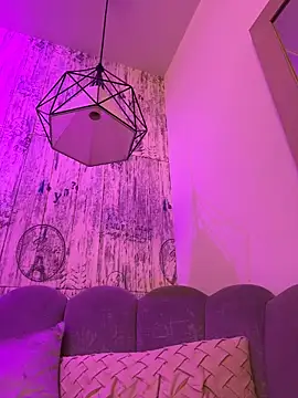 AbyThompson Chat XXX in diretta