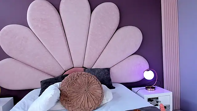 MeganR_'s Live XXX Chat