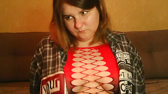 Minisstra élő XXX-chatje