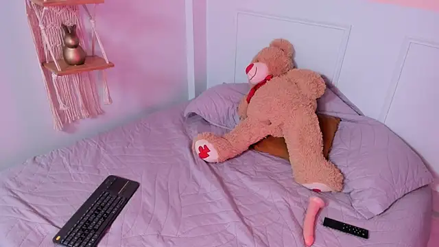 Mila_Monnet Chat XXX in diretta