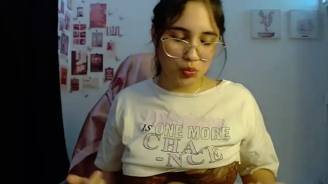 InocentHeaven1 Chat XXX in diretta