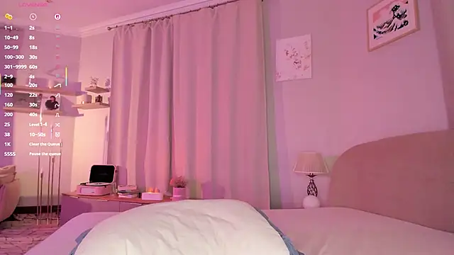 Lova_RaneのライブXXXチャット