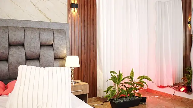 Chloe_Harriss' Live XXX Chat