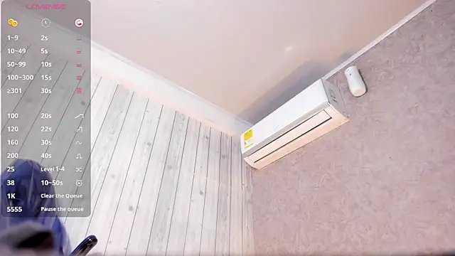 mike_aly's Live XXX Chat