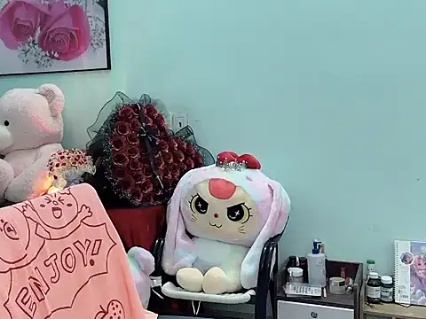 Nhanlu009のライブXXXチャット