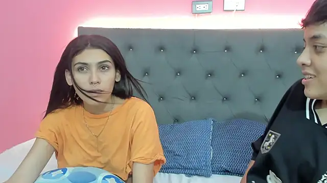 Chat +18 de ariloe_quintero ao vivo