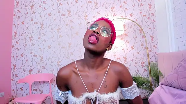 amber-hill 网络视讯表演