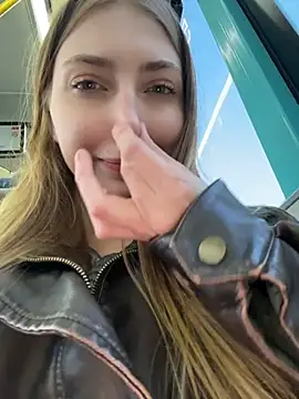 Sunny___Bunny Chat XXX live