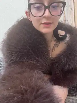 Chat +18 de Lolasecret_ ao vivo