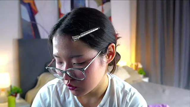 Chat +18 de NelleMihalko ao vivo