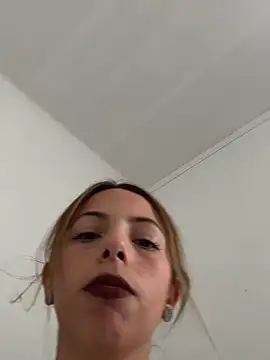 แชท XXX สดของ Andreakriss